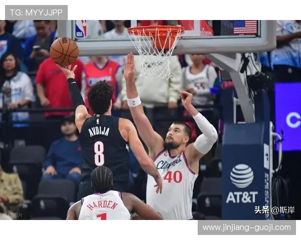 NBA最新直播:巅峰对决,实时赛况一触即发! NBA最新直播:巅峰对决,实时赛况一触即发!